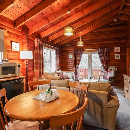 Spruce Lodge Strathpeffer Esterno foto