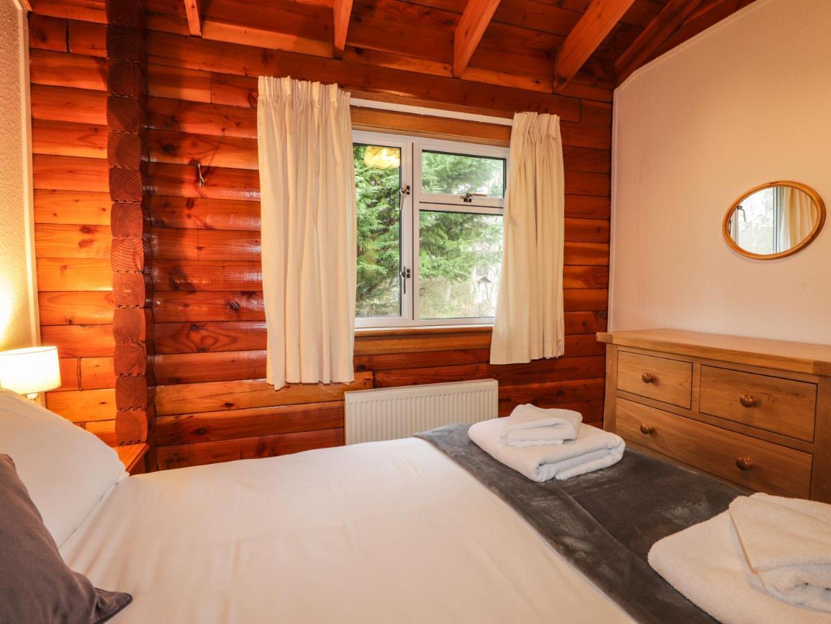 Spruce Lodge Strathpeffer Esterno foto